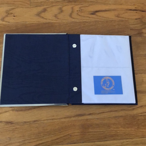 World of Peter Rabbit silver plated photo album - Picture 2 of 8